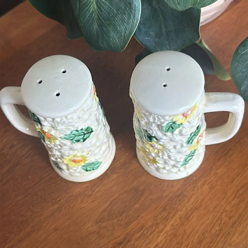 Morleans vintage ornate